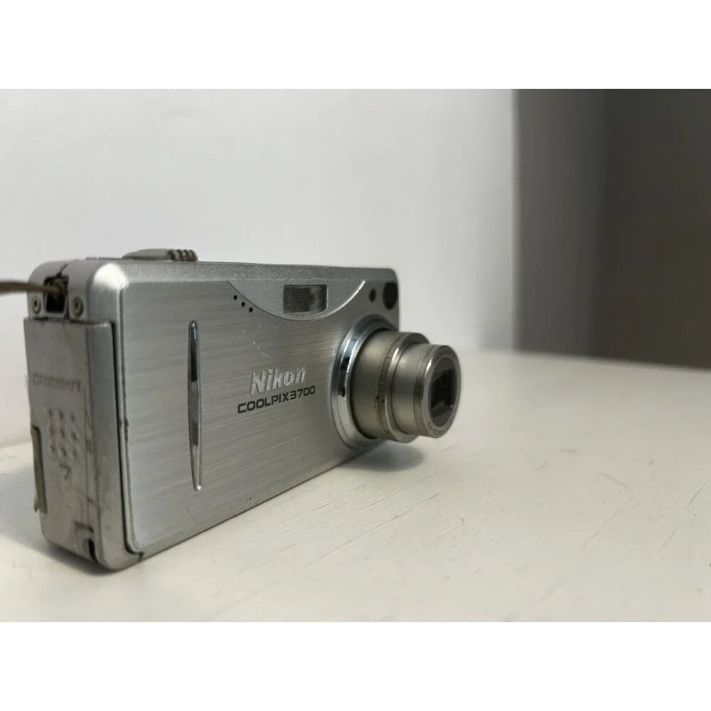 Nikon COOLPIX E3700 3x Zoom Compact Digital Camera Silver w/Battery No SD Card